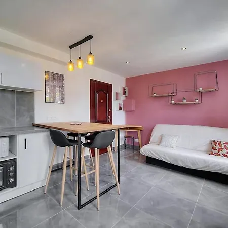 App. Suzette Duplex - 500m From The